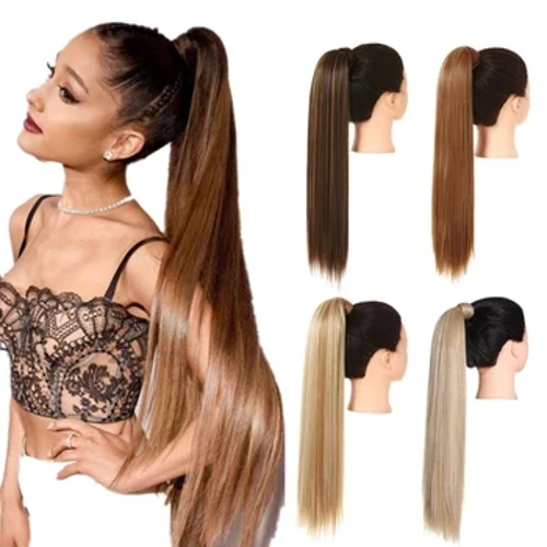 ʻO ka lauoho Pony ʻoʻoleʻa ma ke ʻano he kipi i loko o ka lauoho wig hoʻopunipuni i ʻōwili ʻia a puni ka huelo puaʻa.