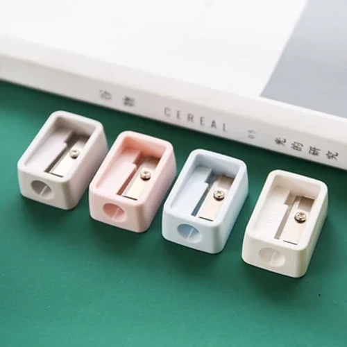 Plastik Cute Pencil Mini Sharpeners Candy Color Standard Pencil Cutting Machine Siswa Sekolah Alat Tulis Kantor