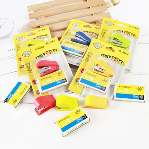 Kantor Binding Perlengkapan Stapler Mini 10 Stapler Set Kecil Stapler Siswa Alat Tulis Portabel Stapler