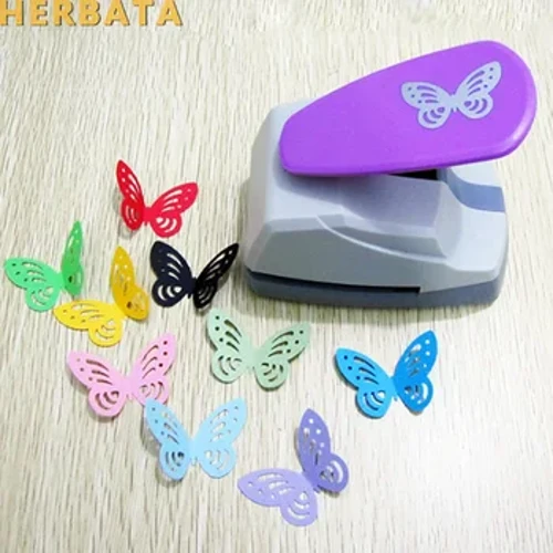Gratis frakt 4,7 cm Butterfly 3D Shape Board Punch Paper Cutter For Gratulationskort Scrapbooking Machine Håndlaget hullstanser