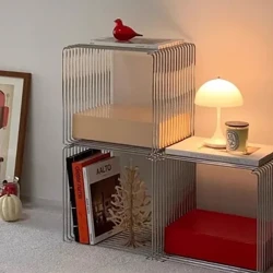 Enkel soffsida Ett par nät Röd Medeltida Creative Mini Hylla Line Litet bord i rostfritt stål Soffbord Tidningskiosk
