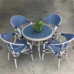 Mga Simpleng Set ng Furniture sa Hardin Panlabas na Mesa at Upuan Tatlong pirasong Set French Outdoor Dining Room Set ng Home Garden Table at Upuan