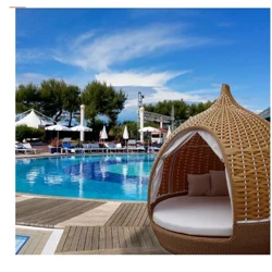 Divano letto in rattan Patio pigro divano rotondo mobili per giardino cortile piscina lettini prendisole in vimini in rattan all'aperto