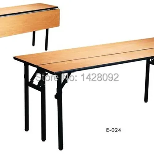 bàn hội nghị gấp với mặt trước bàn bán nguyệt của khách sạn với sự khiêm tốn