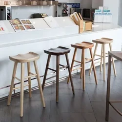 (2πακέτο) Αφίξεις Nordic Modern Log Καρέκλα Μπαρ Όμορφη ατμόσφαιρα Καφετέρια Σκαμπό από μασίφ ξύλο Σπίτι Τραπεζαρία Καρέκλα μπαρ