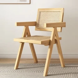 Dizaýn gönükdirilen owadan nahar oturgyçlary Döwrebap Armrest Italiýaly ýalta oturgyç Backrest Minimalist Chaises Salle Manger Mebel