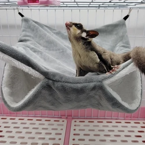 Hamster Frettchen Hängematte Doppelschicht verdickte Plüsch warm warm Schlafsack Nest Hängende Käfighaus für Eichhörnchen Futtermann Kaninchen Haustier Bett