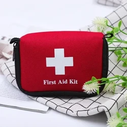 Medicinsk fodral Lätt Bekväm Nylon Kompakt Utomhus Fotvandring Camping Överlevnad Resor Första hjälpen nödlåda Tomma väskor