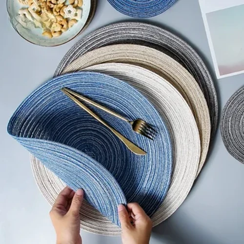 6pcs Mata Tábla Babhta Uigí Ramie Placemats Frith-duillín Bia Tábla Mataí Neamh-duillín Earraí Boird Padaí Babhla Cóstaeir Chorn Dí Cistine