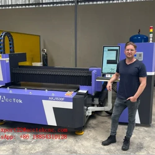 Stroj za lasersko rezanje kovinskih vlaken 6000w 3000w 1000w Cnc stroj za lasersko rezanje pločevine