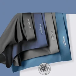 4pcs Boxer Shorts Мужское ледяное шелковое нижнее белье прохладное трудоустройство.