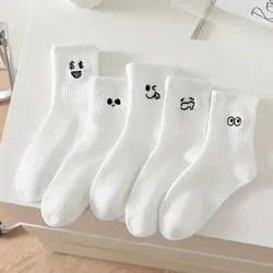 5 paires de chaussettes de dessin animé pour femmes, col rond, Tube moyen, à la mode, motif d'expression mignon, décontractées, respirantes, pour filles d'automne