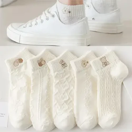 5 Pares/Cartoon Japanese Socks Pambabaeng Sports Puti Maikling Medyas Solid na Kulay Autumn Pambabaeng Maikling Medyas Cartoon Match Tide Socks