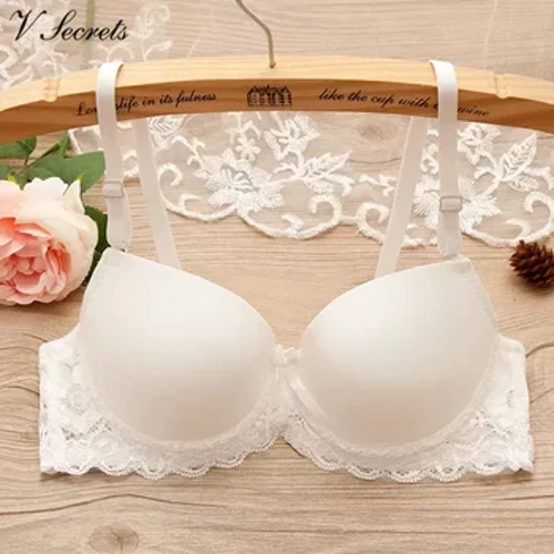 Sexy Push Up BHer Dame Solid Trådløs Blonde Trim Undertøy One-Piece Samle Sømløse undertøy Cabriolet stropper Soutien Gorges