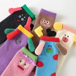 Stocaí Plush Cartún Greannmhar gleoite do Mhná Cartton Stocaí Meán-feadán Te an Fhómhair Geimhridh Cailíní Gleoite Beaga Stocaí Urlár Codlata Tiubh