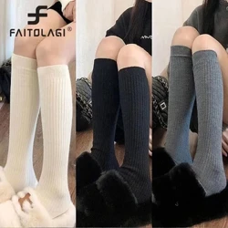 Calze lunghe da donna giapponesi JK Calze tinta unita Kint Primavera Autunno Scaldamuscoli Calzino in cotone Calzino da studentessa sopra i calzini al ginocchio