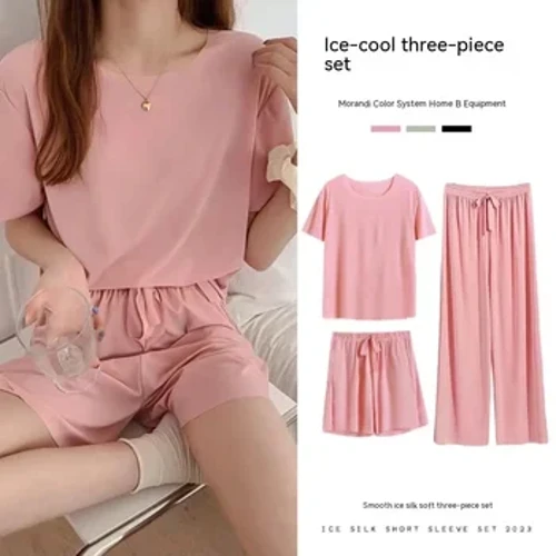 Summer Damen Eis Seid Pyjamas Dräi-Stéck Set vu weiblech Fréijoer a Summer Neie Loose Set vu weiblech Casual Short-sleeved Homewear