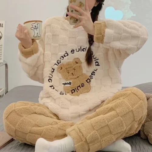 Sonbahar kış kadın pazen pijama setleri karikatür sweetwear mercan kadife kalınlaştırıcı sıcak gece kıyafeti takım elbise kadın gündelik ev kıyafetleri