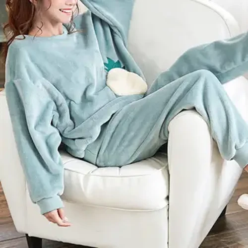 Söta kvinnor Pyjamas Set Vinter Tjocka Tvådelat Set Sweet Warm Långärmad Pullover Rainbow Stripe Lady Nightie Suit Loungewear