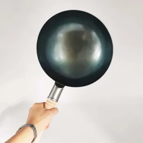 22 cm El-dövme Demir Wok ev tipi kaplamasız Tencere Yapışmaz Kalınlaştırılmış Demir Wok