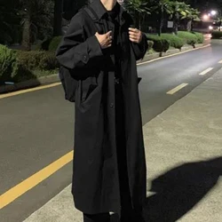 Mauroicardi kevadsügisene pikk ülisuur must khakivärvi mantel meeste raglane varrukatega, üherealine, vaba vabaaja Korea mood