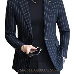 Ukufika Okusha Kwesudi Yeduna Enemithende Ye-Navy Blue Esemthethweni Yomshado Ongavamile I-Tuxedo 1 Ucezu Lwebhizinisi Eliphakeme Ilebula I-Blazer Yebele Elodwa