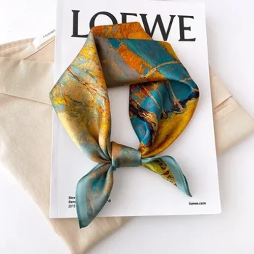 Tørklæde 100 % silke Bandana Kvinder Firkantede tørklæder Wrap tørklæde Mulberry Spring Fashion Luksus højkvalitets pandebånd Hijab sjaler