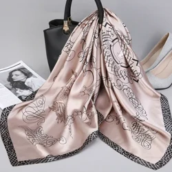 Mtindo Kerchief Silk Skafu ya Shingo ya Satin Kwa Wanawake Chapisha Skafu za Hijabu za Kike Shawl za Mraba 90*90cm na Vitambaa vya Kukunja kwa Mwanamke 2022