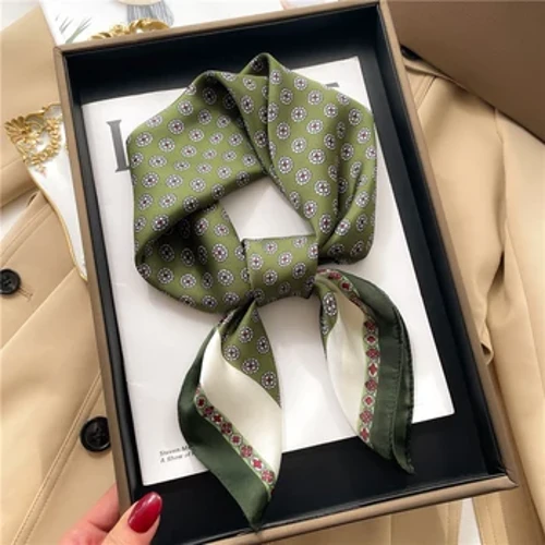 2023 Fillte Faisin Satin Hijab Scairf Cearnóg Só do Mhná Bannaí Gruaige Ribín Ceannbhanda Síoda ​​Siolla Neckerchief Bandana Mná