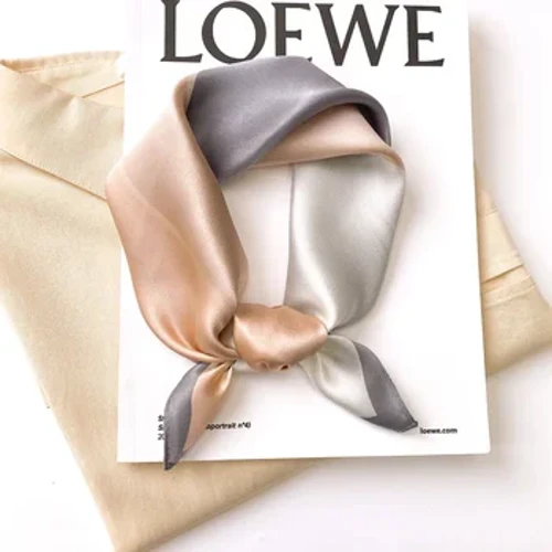 2023 rutigt märke kvinnor scarf sommar 100% siden halsdukar sjalar dam wraps mjuk pashimina hona Echarpe beach stole bandana