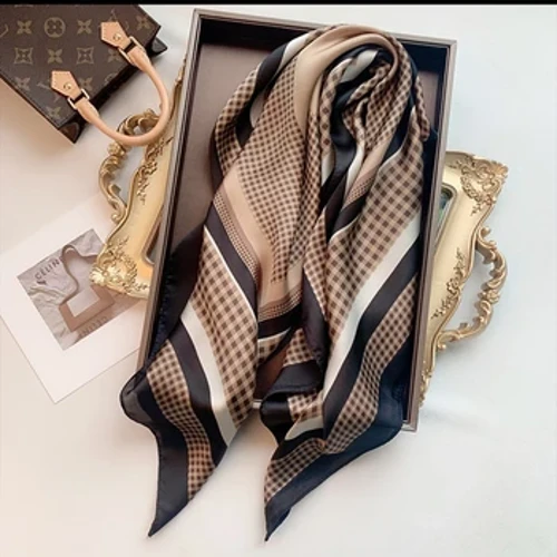 Merek Mewah Syal untuk Wanita Selendang Cetak Satin Sutra Jilbab Syal Wanita Bandana 70*70 Cm Square Selendang Syal untuk Wanita 2024