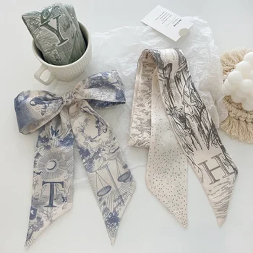 Szuper gyönyörű sál 26 betűs selyem sál fejpánt Jungle Alphabet Print Bag Streamer női divat márka dizájn selyem sál