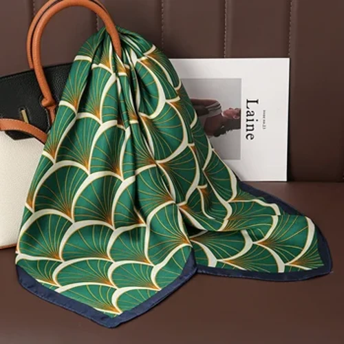 Bufanda cuadrada de seda satinada con estampado de lujo para mujer, chal, Hijab, pañuelo para el cuello, cinta para el pelo, diadema, pañuelo envolvente de moda, novedad de 2023