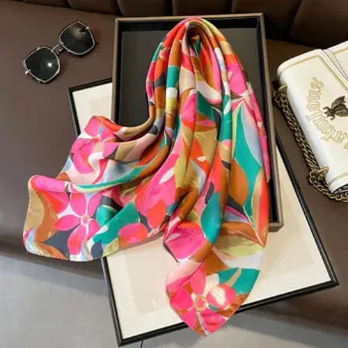 70 cm Ontwerp Haarbanden Vierkante Sjaals Mode Print Satijnen Zijden Sjaal voor Vrouwen Halsdoek Pols Wraps Dame Lint Sjaal Foulard