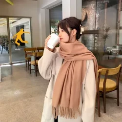 Uingereza Wanawake wa Majira ya baridi Wanawake wa Pamba ya Cashmere TasselScarf 190x30cm Rangi Imara Nyeusi Nyeupe Joto Shule ya Wasichana Shawl kubwa
