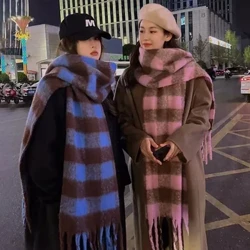Écharpe à carreaux de luxe en cachemire chaud pour femme, longue écharpe à pompon, enveloppe de châle, nouveau Design 2023