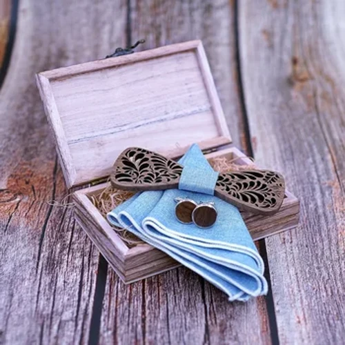 Handgemaach Männer Holz Bow Tie An Hankerchief Set mat Holz Këscht