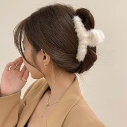 2024 Claw Gwallt Newydd Plush Cwningen Faux Ffwr Clip Siarc Mawr Clip Cranc Fflwog Ciwt Clip Gwallt Merched Heidiog Hairpin