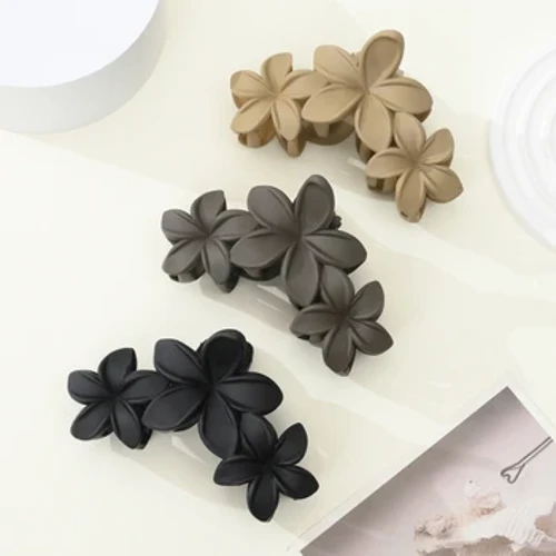 Maʻemaʻe paʻa waihoʻoluʻu Plastic Pua nui lauoho maʻiuʻu maʻuʻu nui nui trendy Pastel Rectangular Resin Hair Clip maʻuʻu no nā wāhine kaikamahine