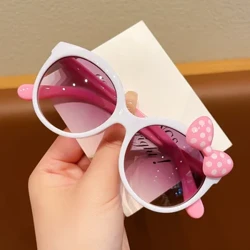 Adorable Faarf Block Mat Bogen Dekor Grouss Frame Sonnebrëll Teenager Jongen Meedercher Outdoor Party Vakanz Rees Kanner Brëller