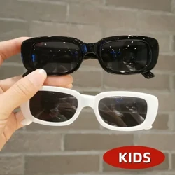2024 Kacamata Hitam Persegi Panjang Kecil untuk Anak Laki-laki Perempuan Bingkai Persegi Fashion Hadiah Kacamata Matahari Anak-anak Bayi UV400 Perlindungan Kacamata