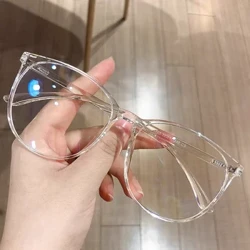 Mná Gloiní Ríomhaireachta Trédhearcacha Súl Cearnóg Retro Súile Frith-Ghorm Gloiní Blocáil Spéaclaí Optúla Eyeglass Faisean Nua