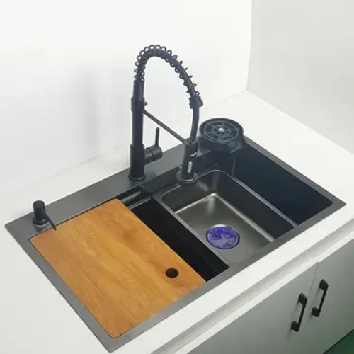 Doirteal Cistine Neamhlonrach Dubh Nano Os cionn Imchuach Níocháin an Mhóta le bord mionghearrtha 304 Cruach Dhosmálta Doirteal cistine dubh amháin